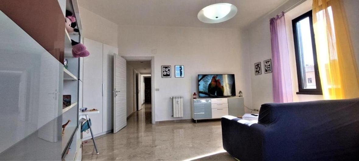 Casa Linda Apartment Рим Екстериор снимка